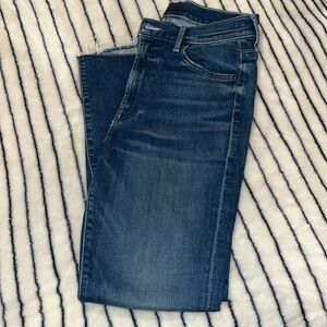 MOTHER Insider Crop Step Fray Jeans